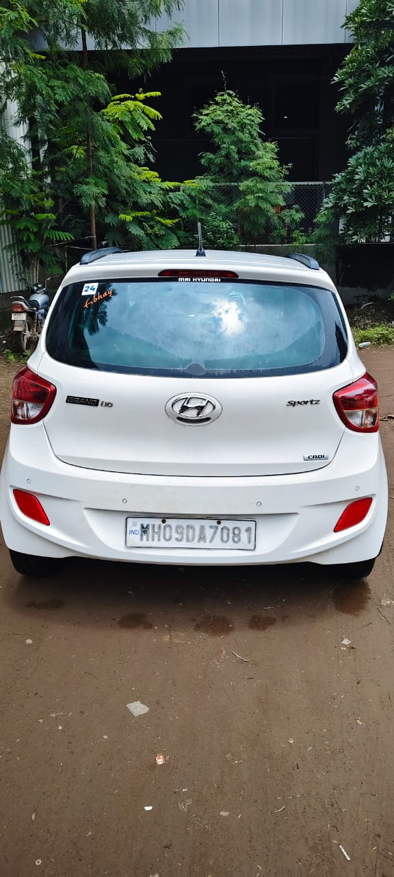 Hyundai Grand I10(2013-2017) Sportz 1.1 Crdi